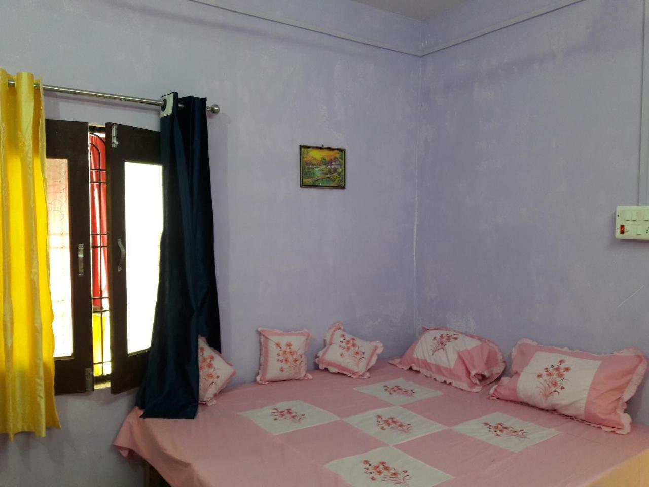 Mother Hostel Varanasi Exterior foto